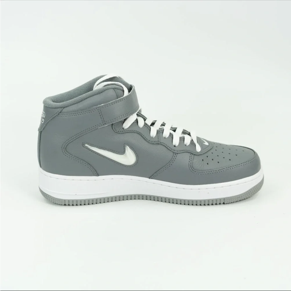 Nike air force 1 mid jewel QS ‘NYC - cool grey’ DH5622-001 2021 size 9.5 - Picture 4 of 8